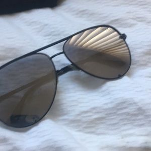 SOLD*****Quay High Key Sunglasses- Black